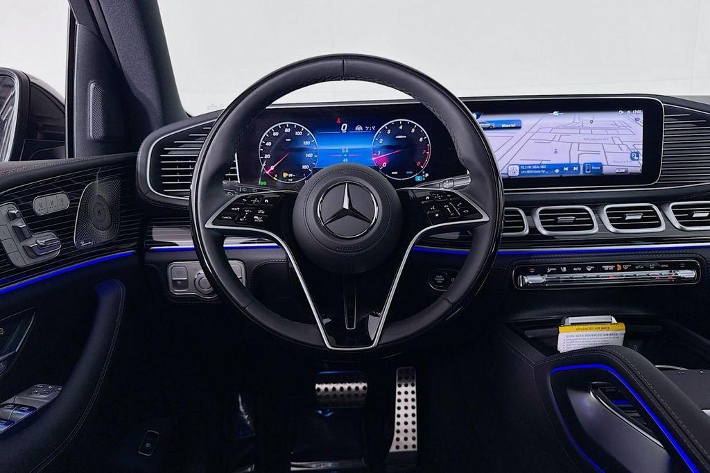 new 2025 Mercedes-Benz GLS 580 car, priced at $125,680