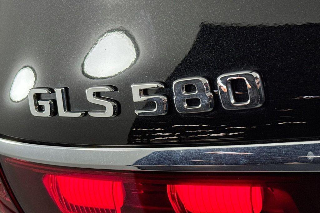 new 2025 Mercedes-Benz GLS 580 car, priced at $125,680