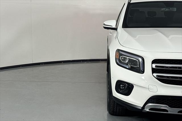 used 2022 Mercedes-Benz GLB 250 car, priced at $29,484