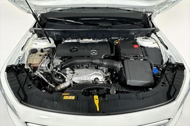 used 2022 Mercedes-Benz GLB 250 car, priced at $29,484