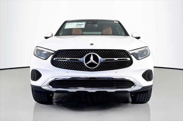 new 2025 Mercedes-Benz GLC 300 car, priced at $62,510