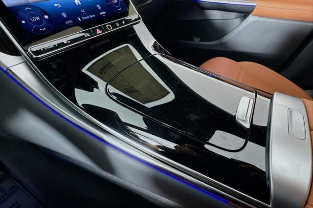 new 2025 Mercedes-Benz GLC 300 car, priced at $62,510