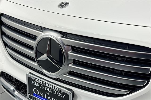 new 2025 Mercedes-Benz GLB 250 car, priced at $47,720