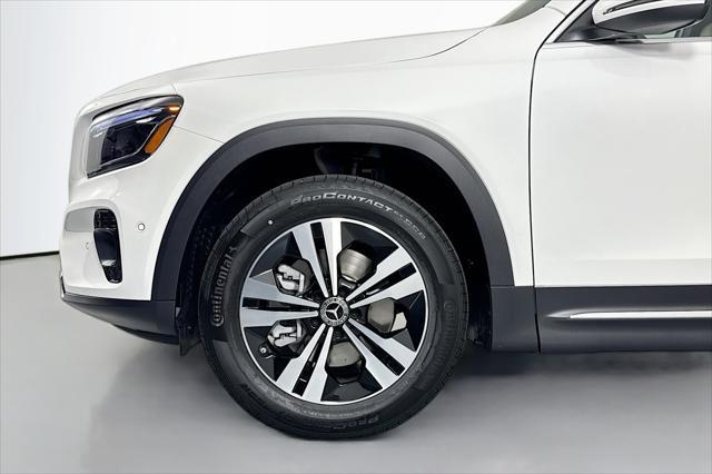 new 2025 Mercedes-Benz GLB 250 car, priced at $47,720