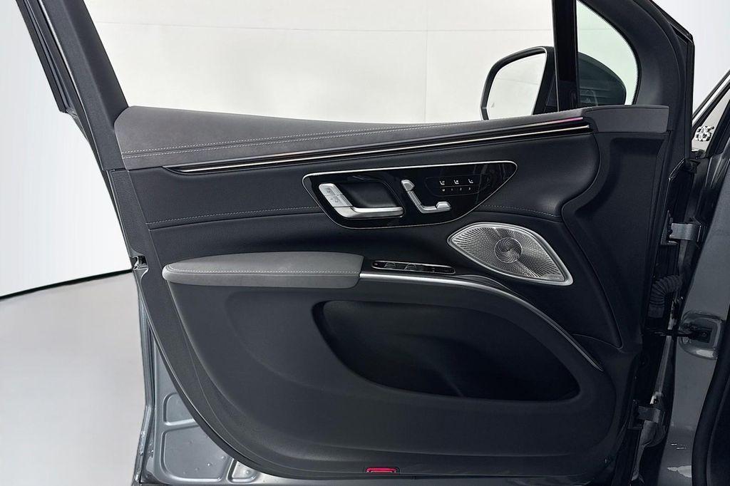 used 2023 Mercedes-Benz EQS 450 car, priced at $55,384