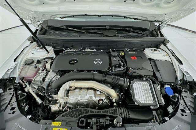 new 2025 Mercedes-Benz GLB 250 car, priced at $47,145