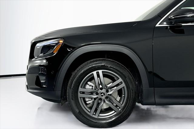 new 2025 Mercedes-Benz GLB 250 car, priced at $47,995