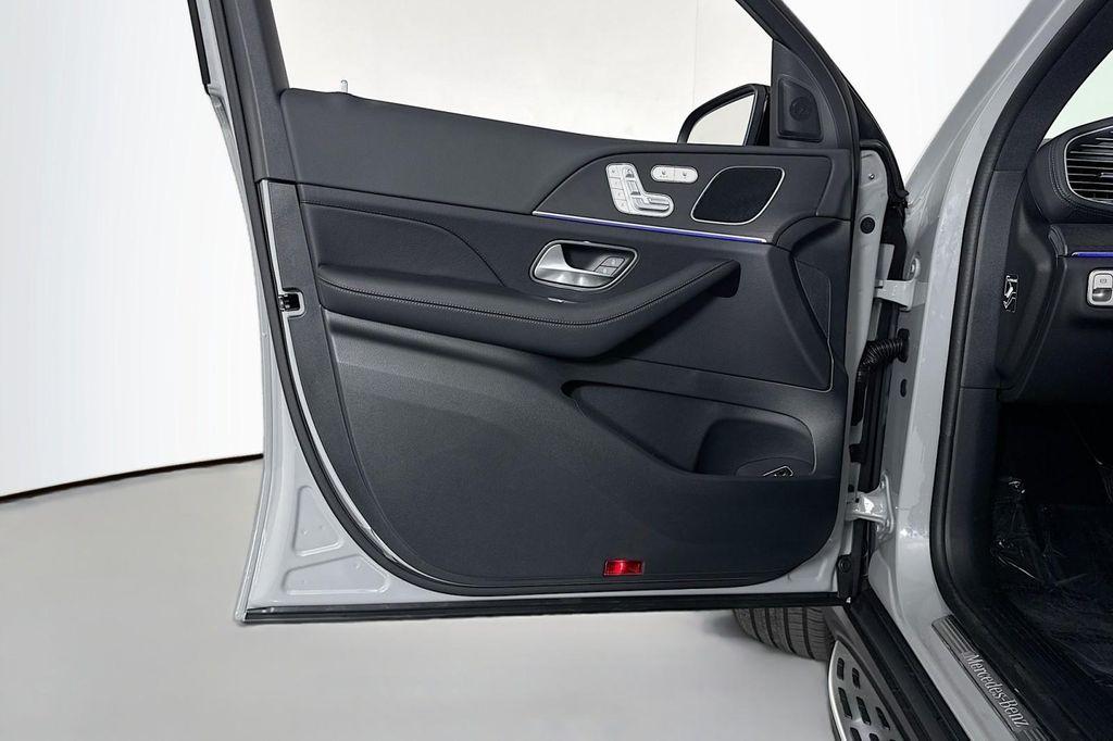 new 2026 Mercedes-Benz GLE 450 car, priced at $85,910