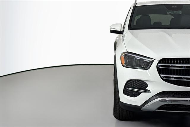 new 2025 Mercedes-Benz GLE 450 car, priced at $76,095