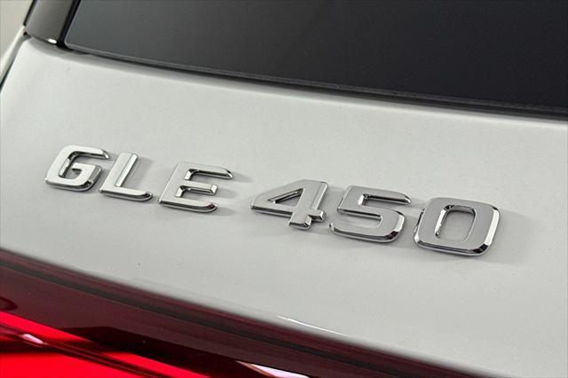 new 2025 Mercedes-Benz GLE 450 car, priced at $76,095