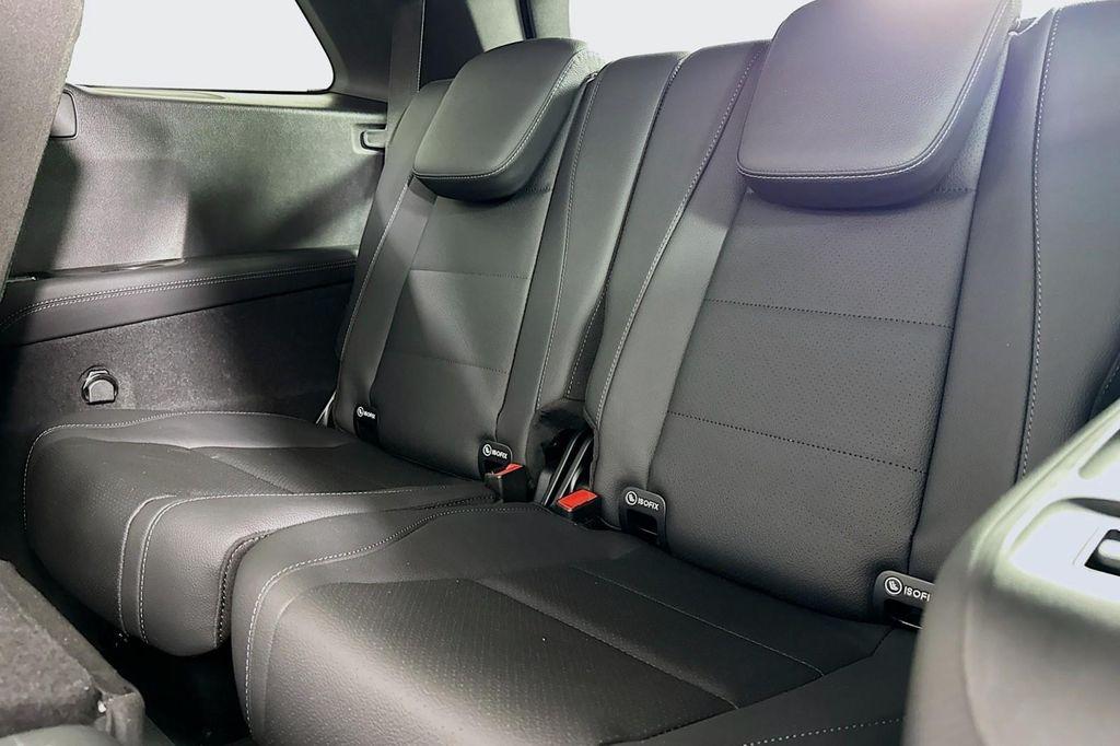 new 2025 Mercedes-Benz GLS 450 car, priced at $95,145