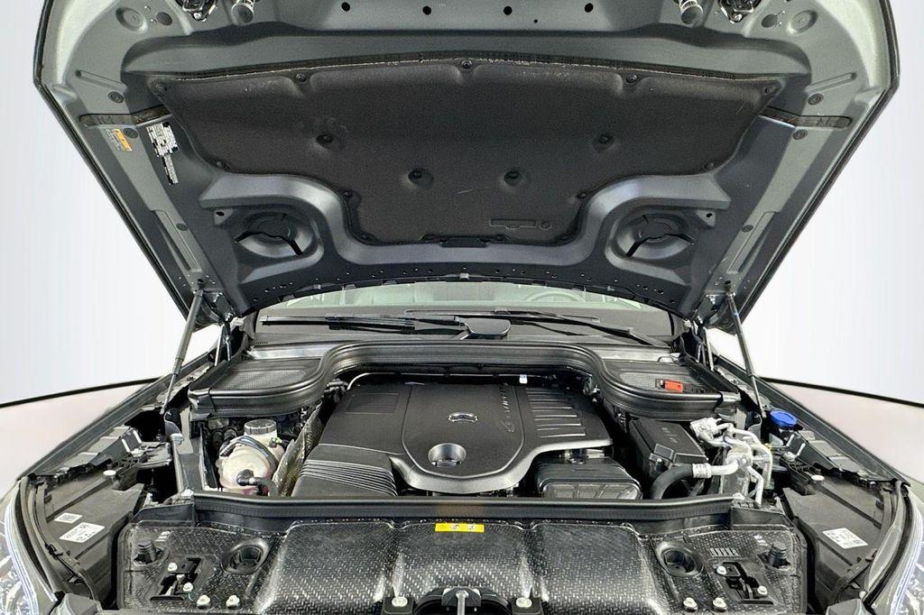 new 2025 Mercedes-Benz GLS 450 car, priced at $95,145