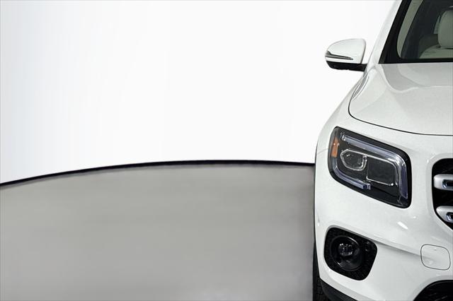 used 2021 Mercedes-Benz GLB 250 car, priced at $24,482