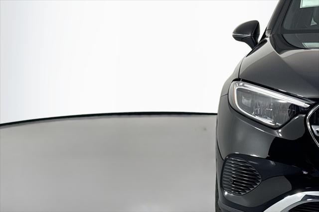 new 2025 Mercedes-Benz GLC 300 car, priced at $52,315