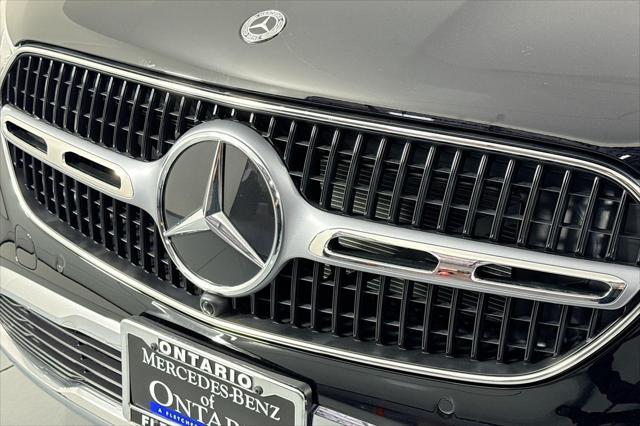 new 2025 Mercedes-Benz GLC 300 car, priced at $52,315