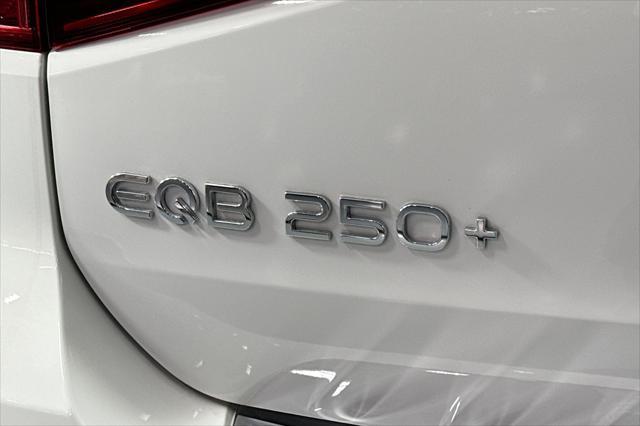 new 2024 Mercedes-Benz EQB 250 car, priced at $59,860