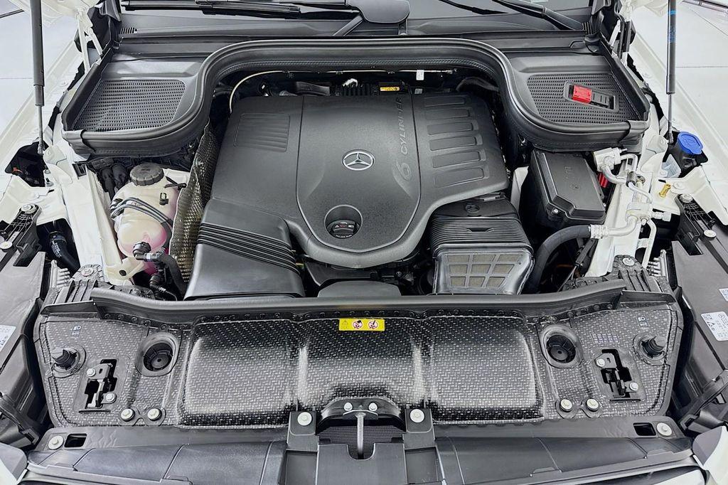 new 2026 Mercedes-Benz GLS 450 car, priced at $93,735