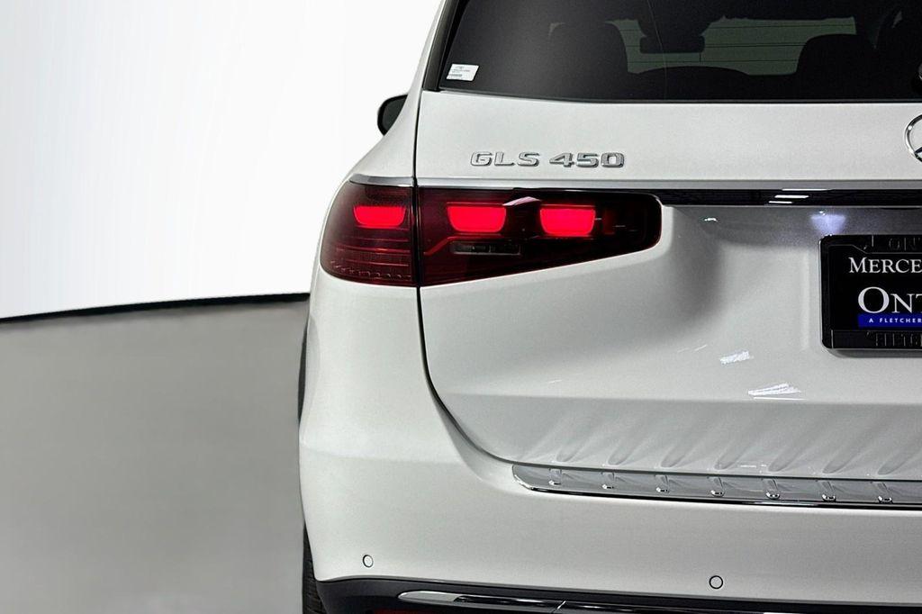 new 2026 Mercedes-Benz GLS 450 car, priced at $93,735