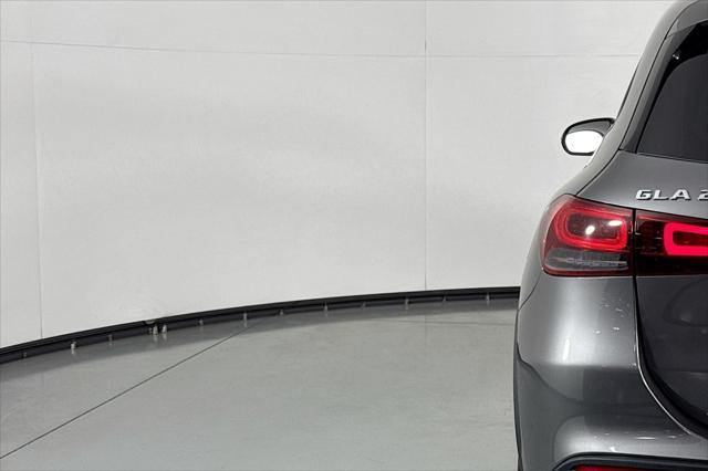 used 2021 Mercedes-Benz GLA 250 car, priced at $25,484