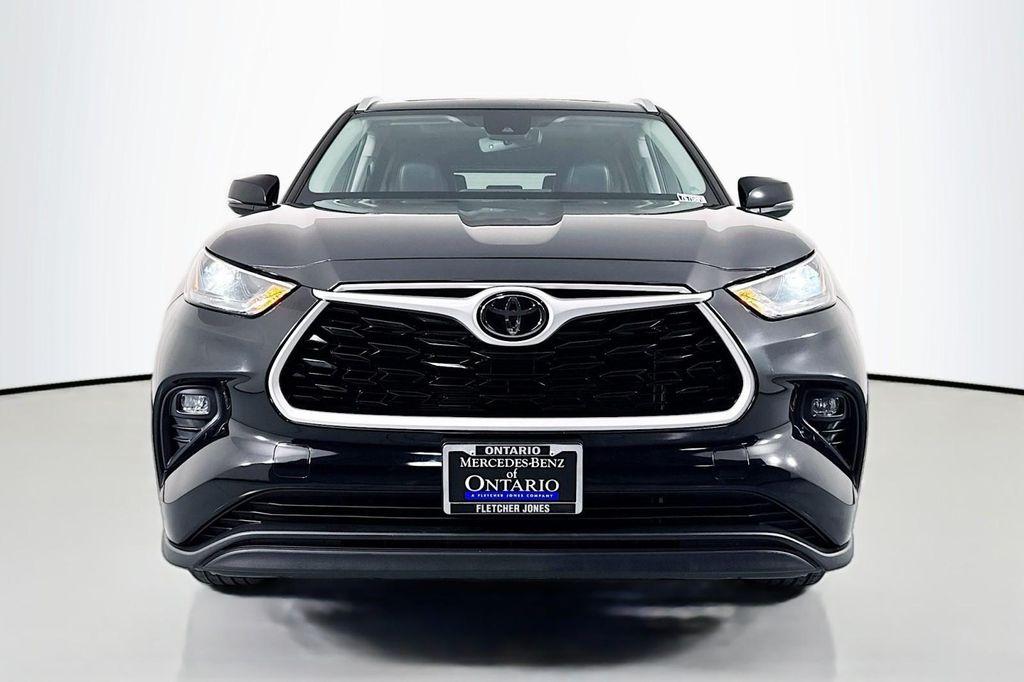 used 2023 Toyota Highlander car, priced at $36,682