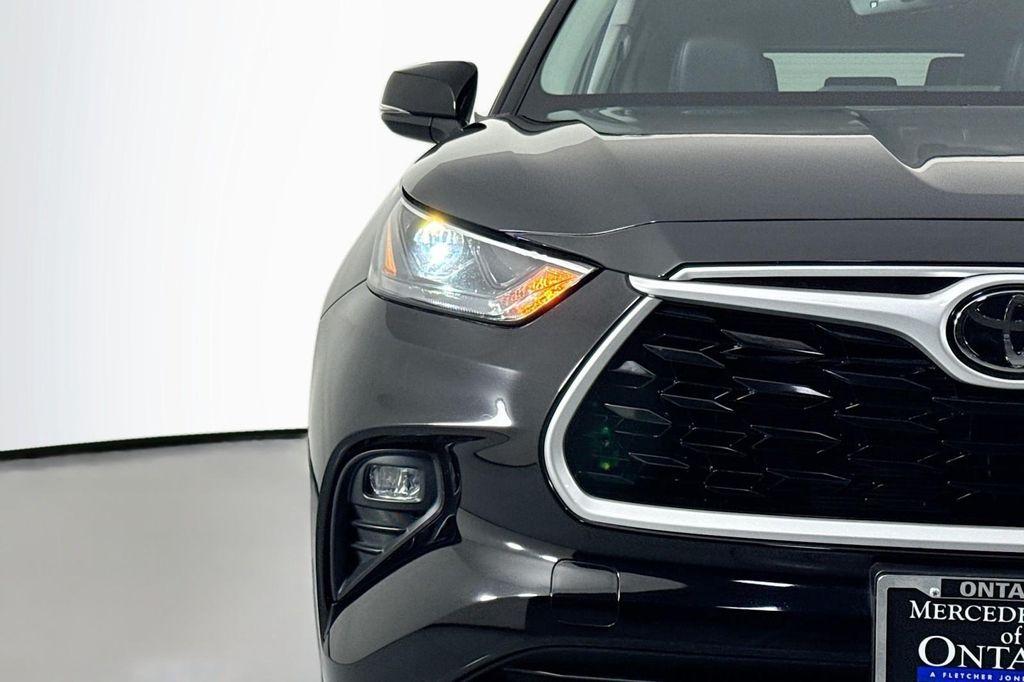 used 2023 Toyota Highlander car, priced at $36,682