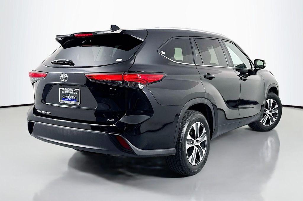used 2023 Toyota Highlander car, priced at $36,682