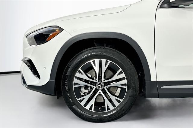 new 2025 Mercedes-Benz GLA 250 car, priced at $45,845