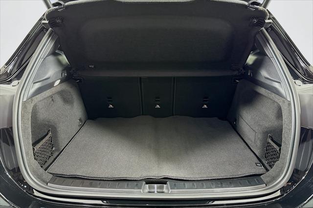 new 2025 Mercedes-Benz GLA 250 car, priced at $42,250