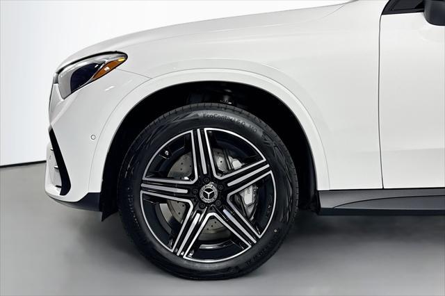 new 2025 Mercedes-Benz GLC 300 car, priced at $66,985
