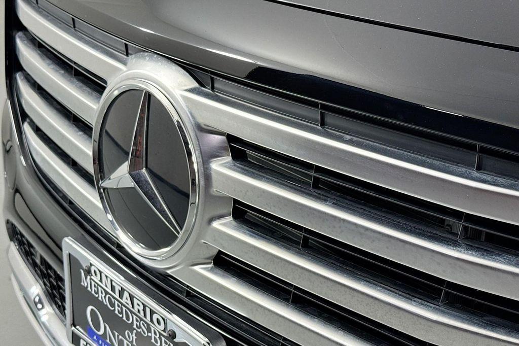 new 2025 Mercedes-Benz GLB 250 car, priced at $47,145