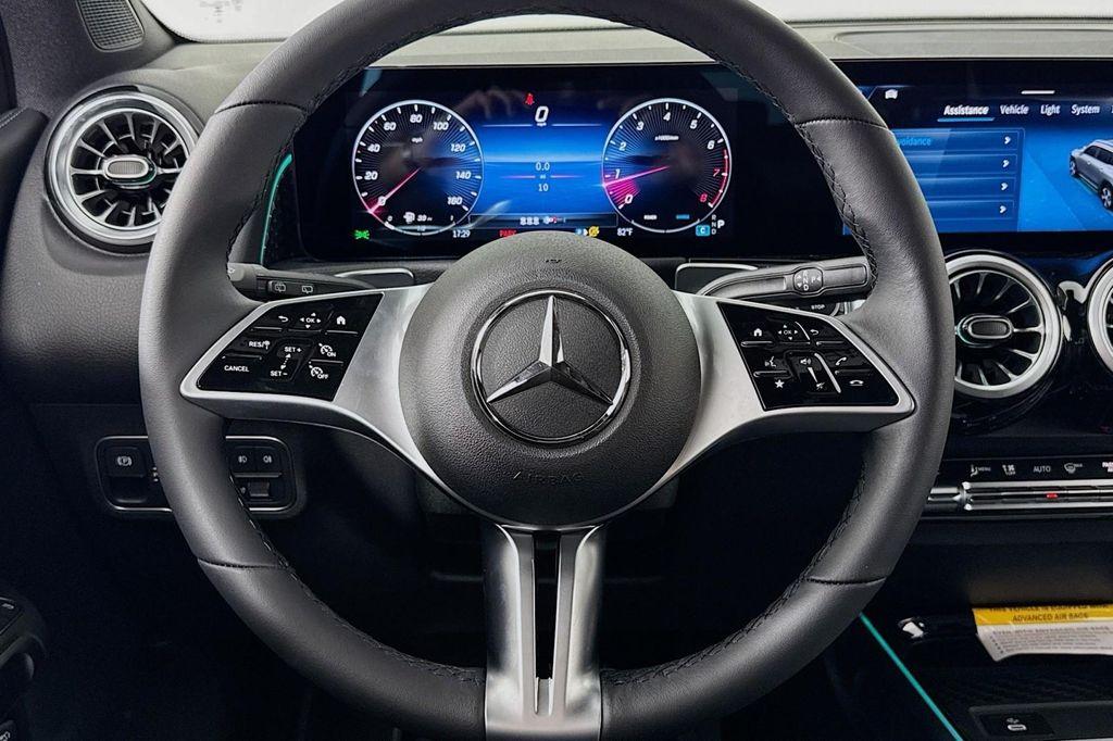 new 2025 Mercedes-Benz GLB 250 car, priced at $47,145