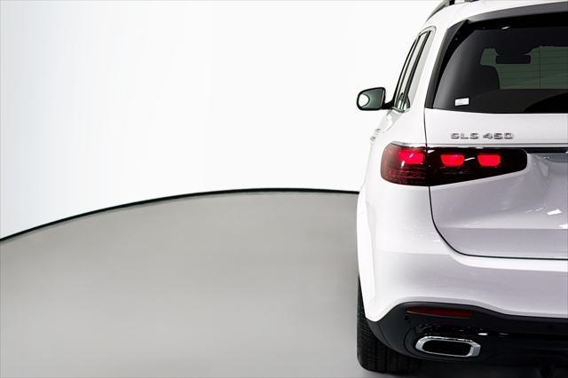 new 2025 Mercedes-Benz GLS 450 car, priced at $99,565