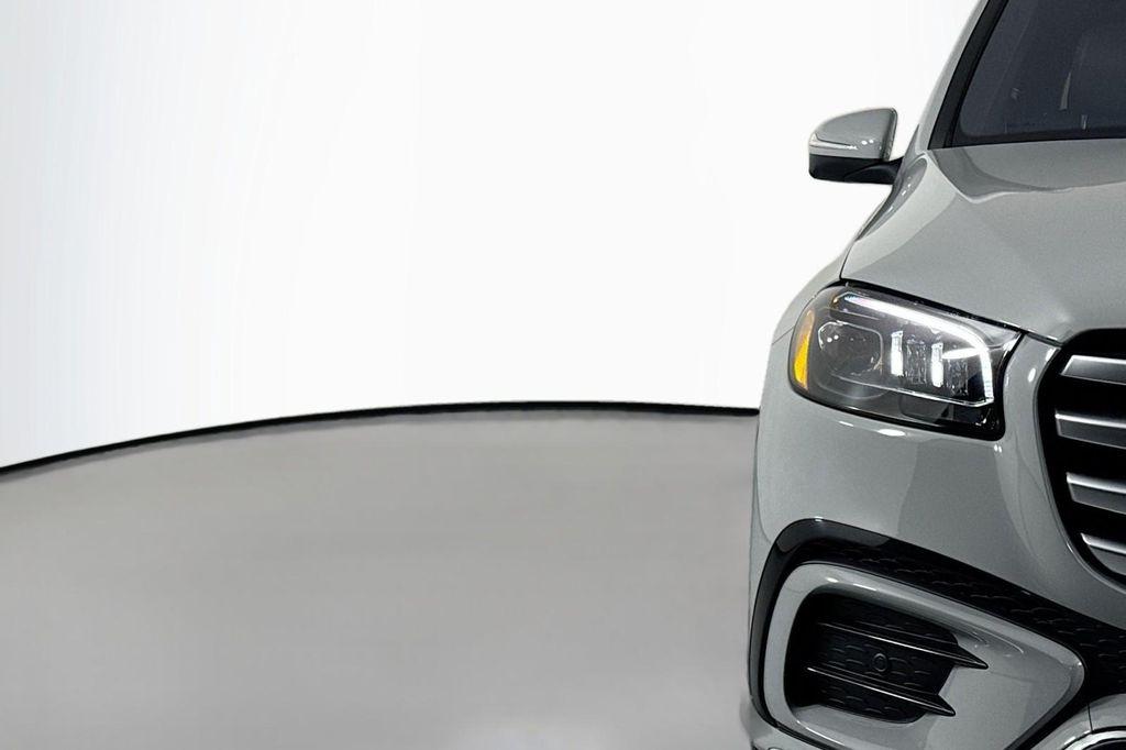 new 2025 Mercedes-Benz GLS 450 car, priced at $101,275