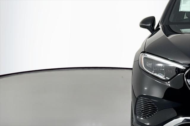 new 2025 Mercedes-Benz GLC 300 car, priced at $54,895