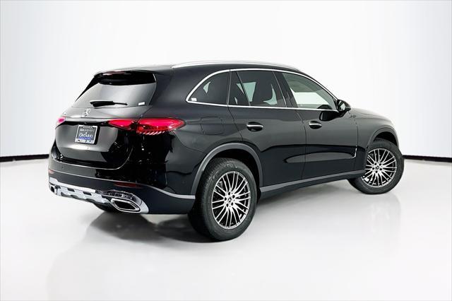 new 2025 Mercedes-Benz GLC 300 car, priced at $51,545