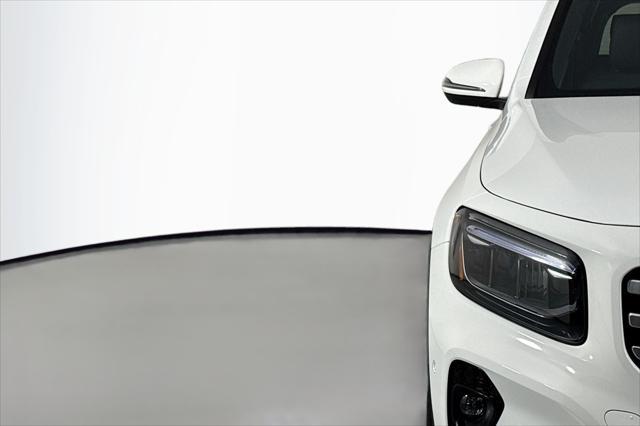 used 2025 Mercedes-Benz GLB 250 car, priced at $47,145
