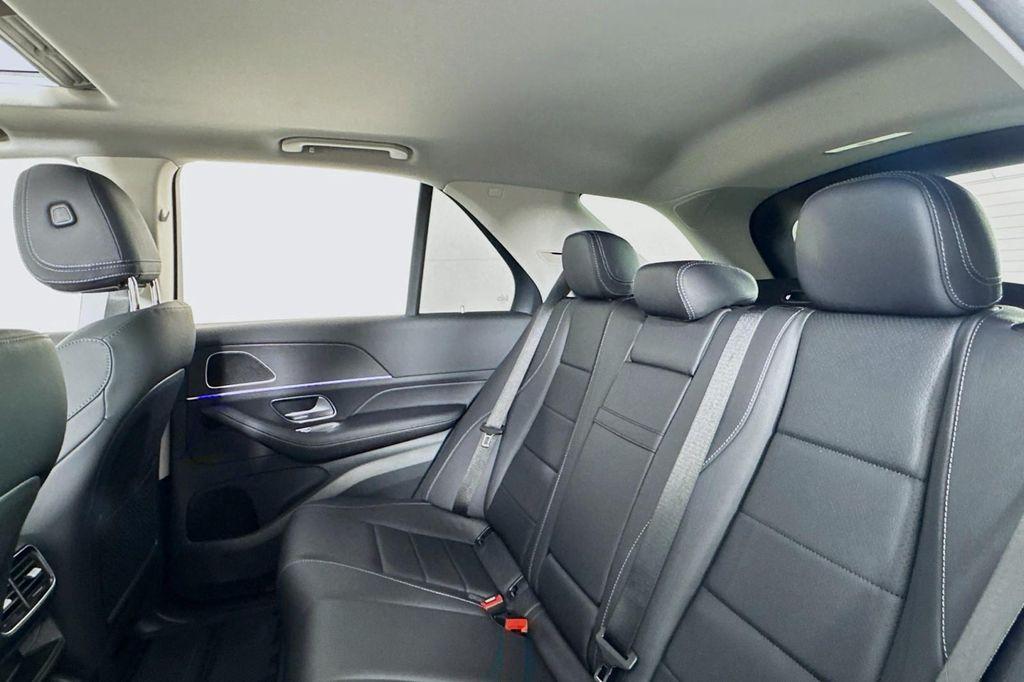 new 2025 Mercedes-Benz GLE 350 car, priced at $67,195