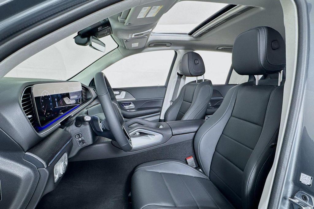 new 2025 Mercedes-Benz GLE 350 car, priced at $67,195