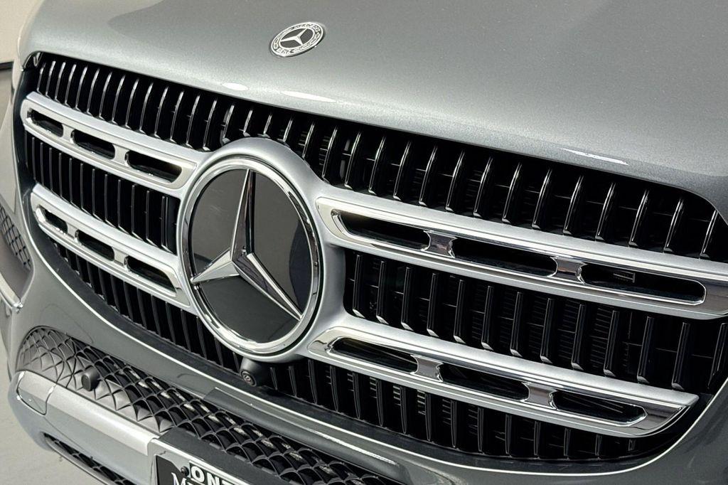 new 2025 Mercedes-Benz GLE 350 car, priced at $67,195