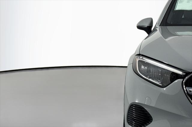 new 2025 Mercedes-Benz GLC 300 car, priced at $57,305