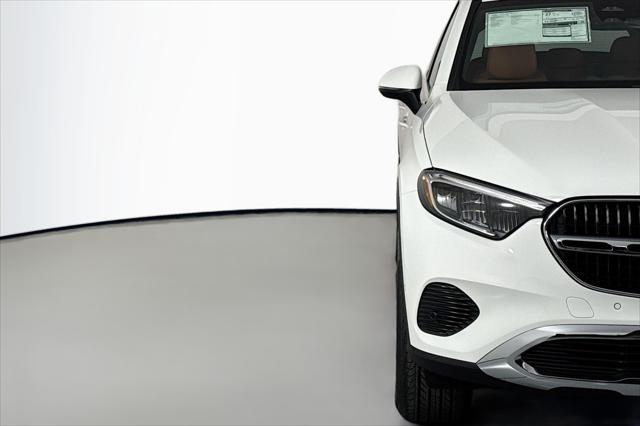 new 2025 Mercedes-Benz GLC 300 car, priced at $51,045