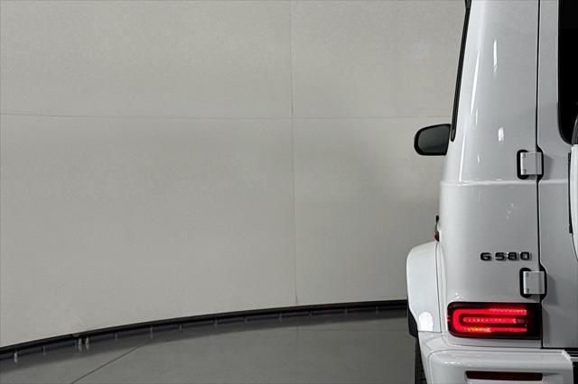 new 2025 Mercedes-Benz G-Class car, priced at $184,005
