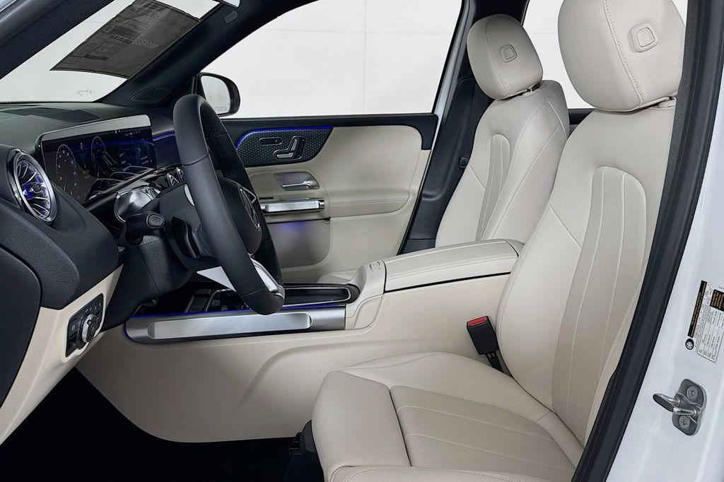 new 2025 Mercedes-Benz GLB 250 car, priced at $47,145