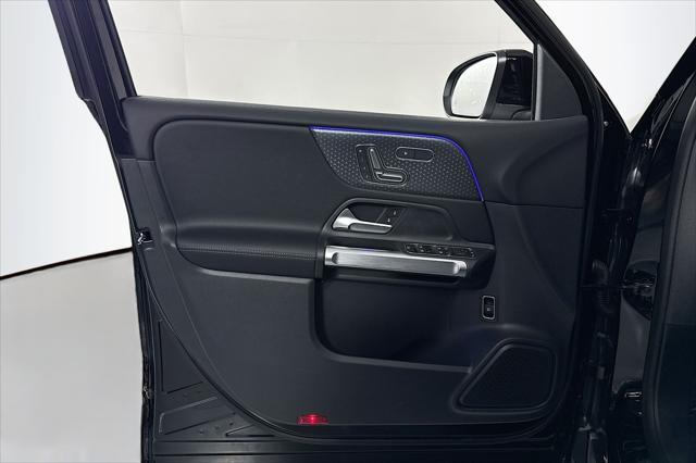 new 2025 Mercedes-Benz GLB 250 car, priced at $47,145