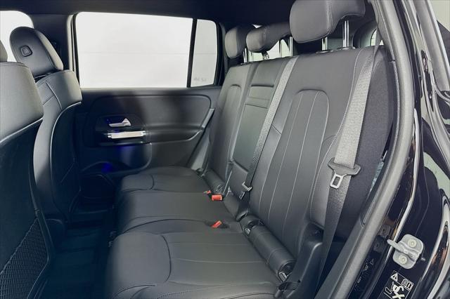 new 2025 Mercedes-Benz GLB 250 car, priced at $47,145