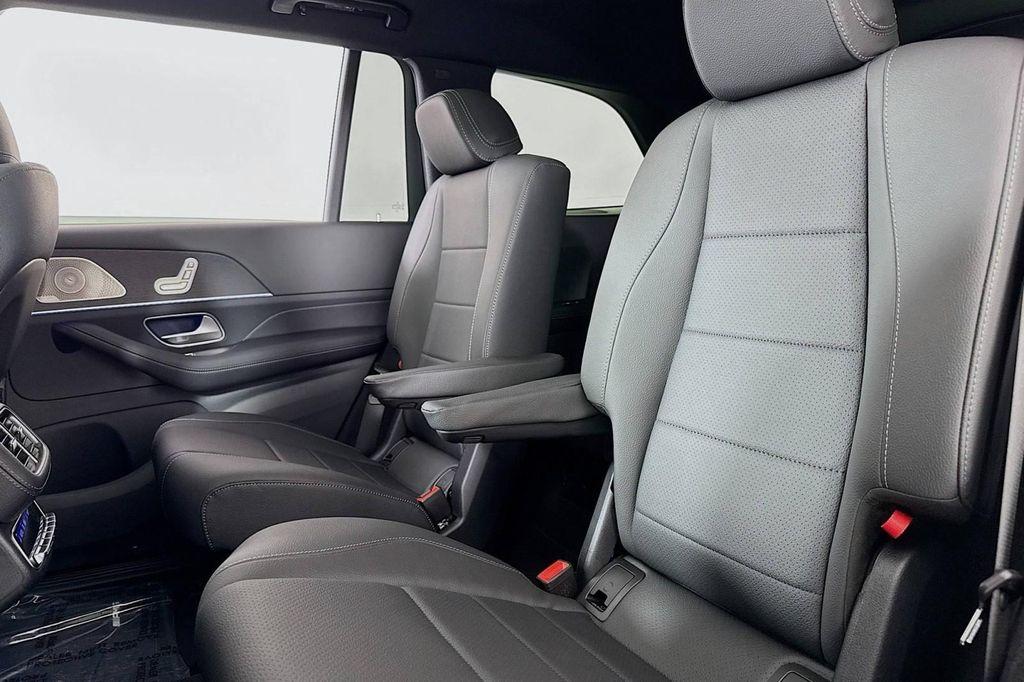 new 2025 Mercedes-Benz GLS 450 car, priced at $94,185