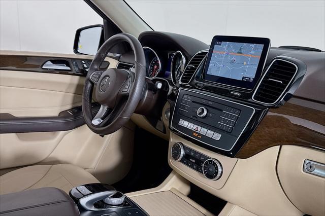used 2019 Mercedes-Benz GLE 400 car, priced at $34,984