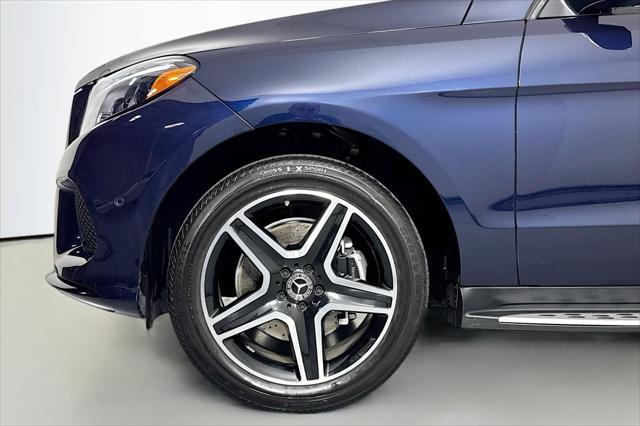 used 2019 Mercedes-Benz GLE 400 car, priced at $34,984