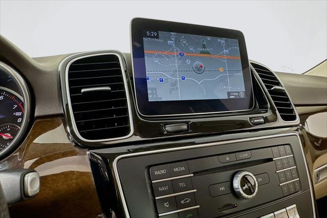 used 2019 Mercedes-Benz GLE 400 car, priced at $34,984