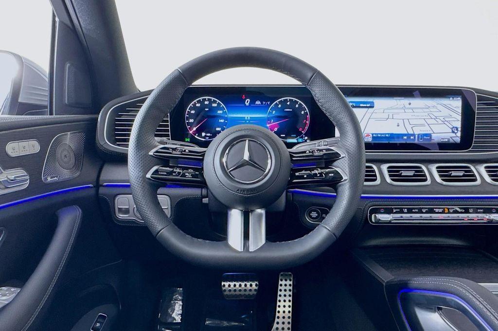 new 2025 Mercedes-Benz GLS 450 car, priced at $101,275